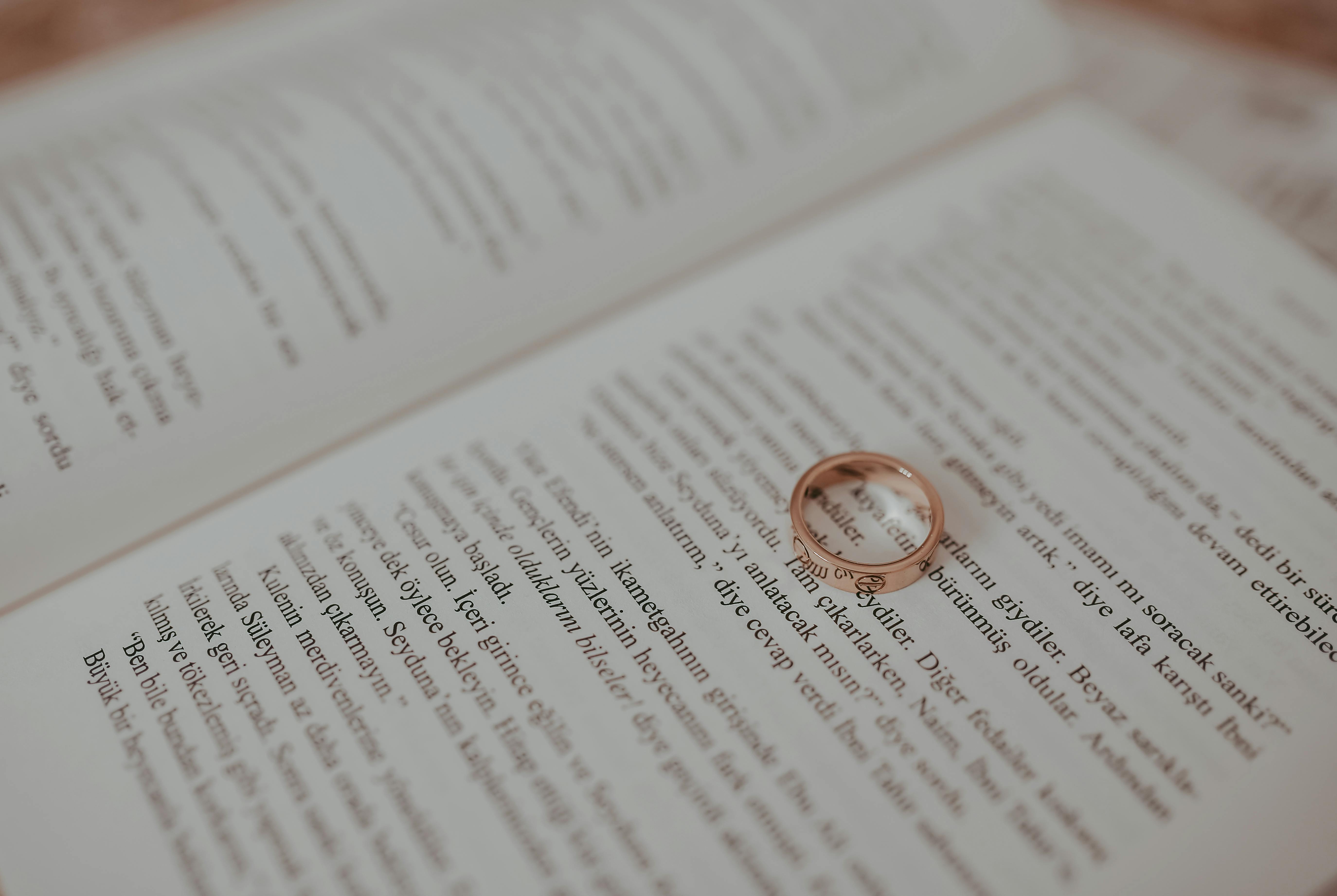 Wierność (אֱמוּנָה ’emûnâ)